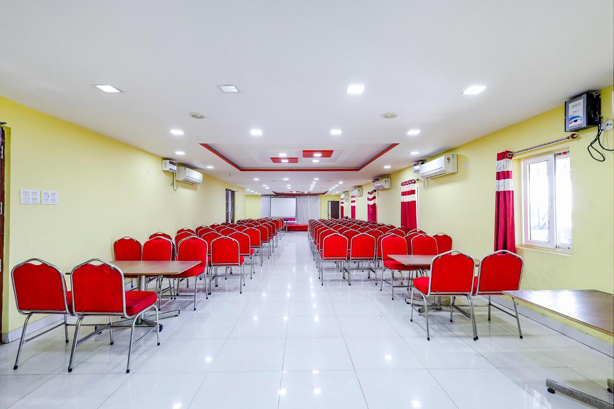 Fabhotel Prime Mahalaya Residency - Nr Chennai International Airport Eksteriør bilde