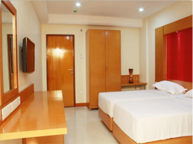 Fabhotel Prime Mahalaya Residency - Nr Chennai International Airport Eksteriør bilde