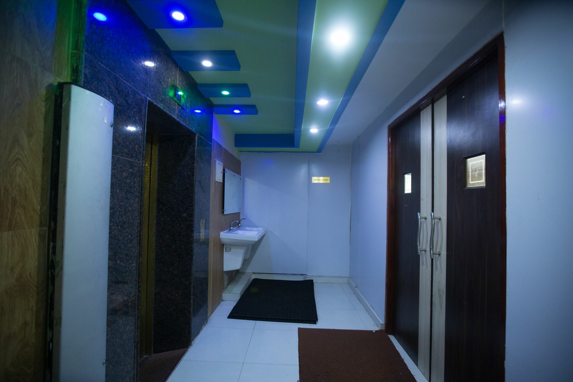 Fabhotel Prime Mahalaya Residency - Nr Chennai International Airport Eksteriør bilde